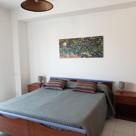 Baia Alcantara Apartments Джардини Наксос Екстериор снимка